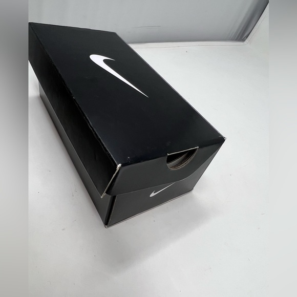 Nike Golf Adrenaline Sunglasses Mercury Grey/Silver Frame - Picture 4 of 5